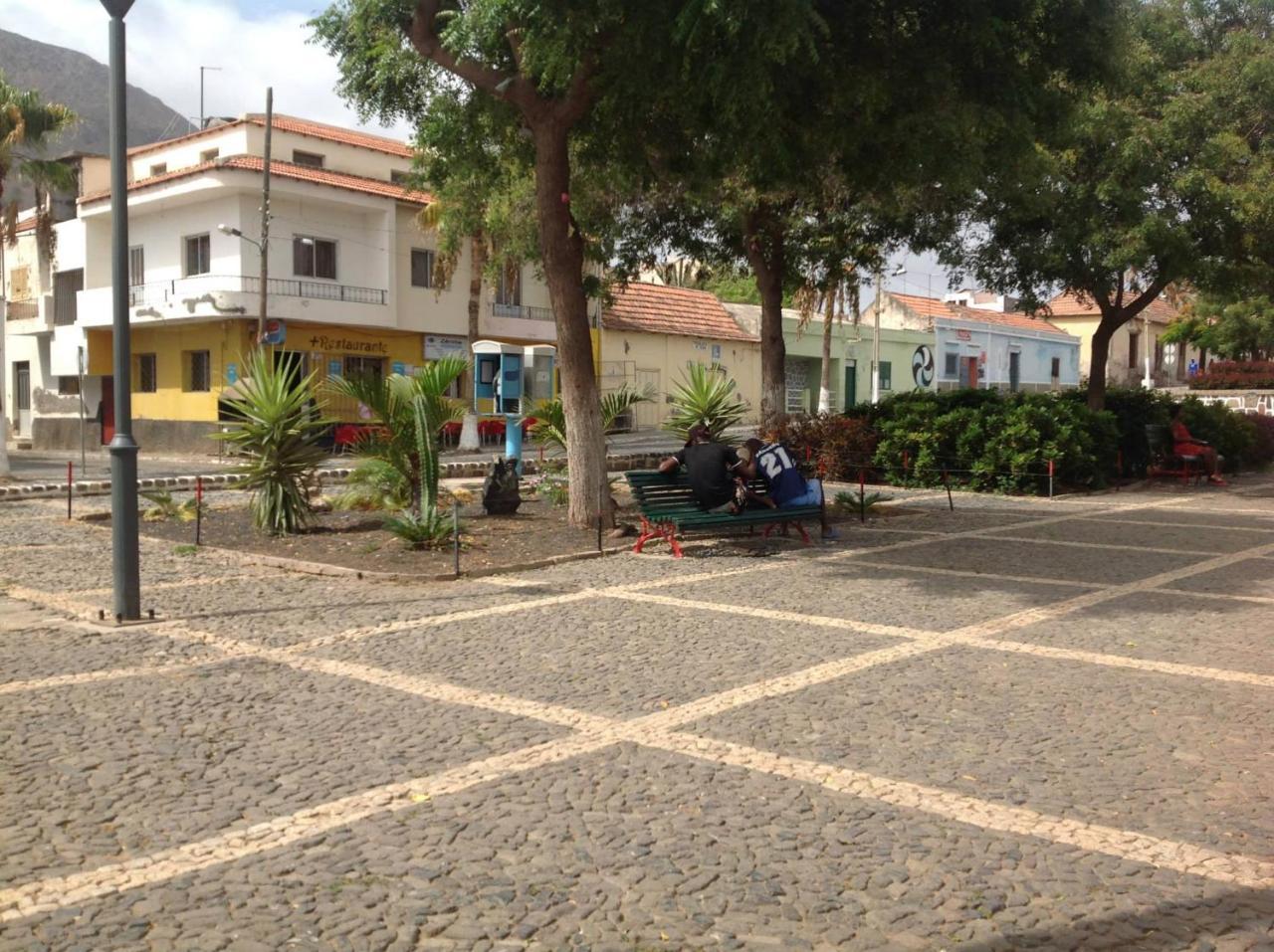 Casa Cabral : Big Apartment Next To The Beach タラファル エクステリア 写真